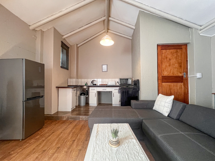 9 Bedroom Property for Sale in Myburgh Park Western Cape